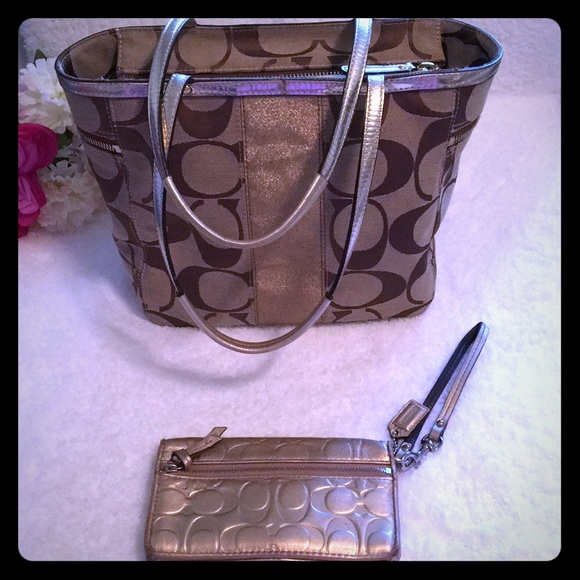 Coach Signature Khaki Metallic Tote & Gold Wristlet - Picture 5 of 8